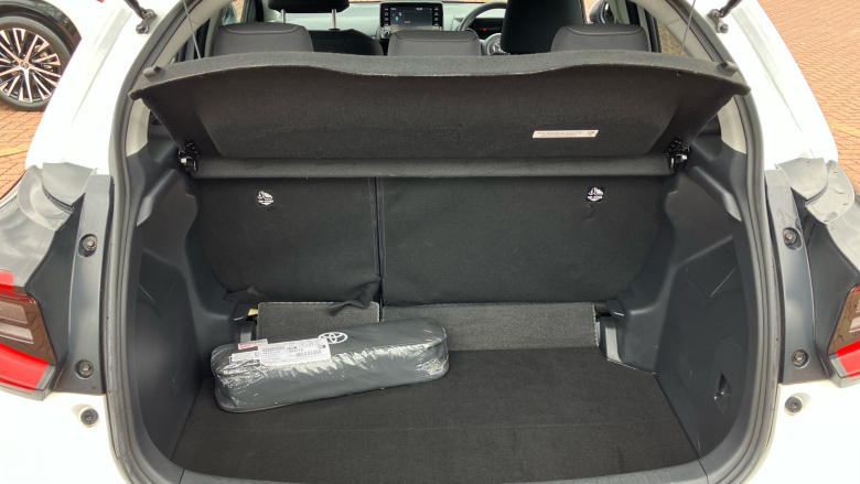 Toyota Yaris 1.5 Hybrid Design 5dr CVT Hybrid Hatchback